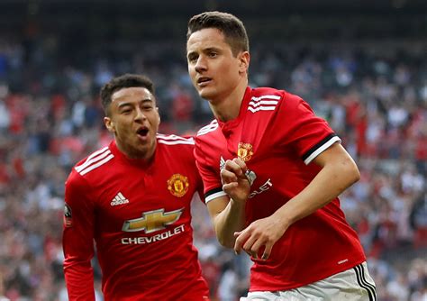 Pertandingan paling dinanti antara chelsea melawan leicester city ini akan disiarkan secara langsung melalui platform streaming vidio. Herrera Minta Man United Persiapkan Laga Final Piala FA ...