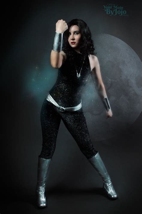 pin on donna troy cosplay amazons