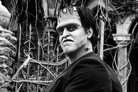 The Munsters Rob Zombie Reveals First Look At Cast Dressed In