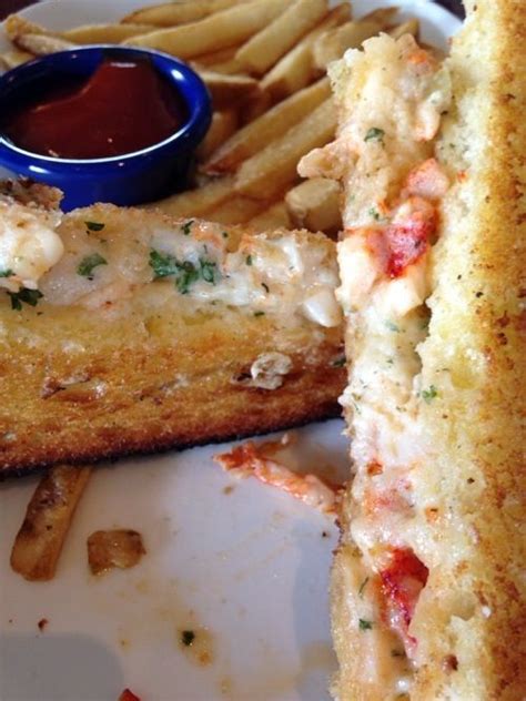 This Was The Best Red Lobster Lobster Grilled Cheese