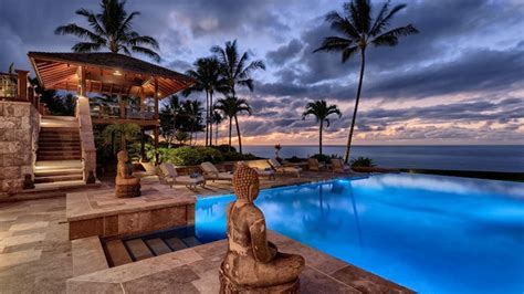 Stay At The Most Expensive Home In Hawaii Complete With Private Trail
