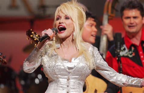 dolly parton celebrates 50 years on the grand ole opry in new exhibit sounds like nashville
