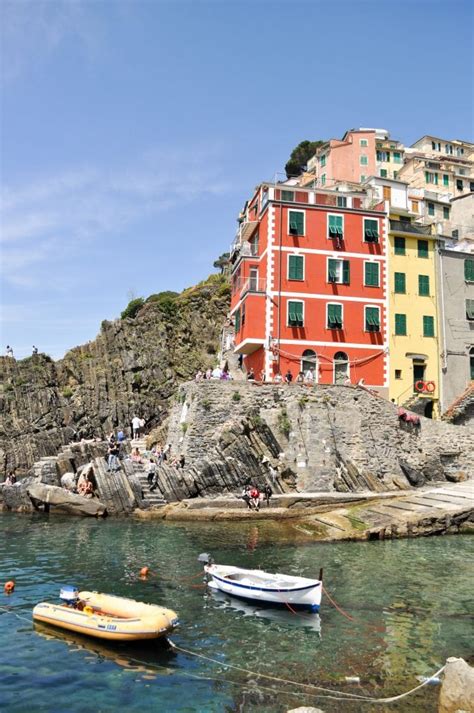 The Cinque Terre In 20 Photos A Guide To The Five Lands Of Italy