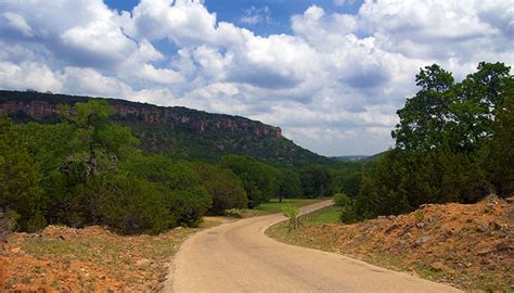 3 Breathtaking Drives You Must Take In The Texas Hill Country