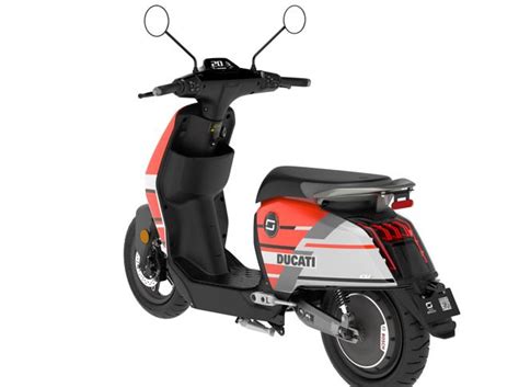 Vmoto Electric Scooter