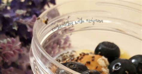 Rendam oat dengan susu atau yogurt favoritmu dalam wadah yang memiliki tutup, campurkan oat instan dengan yogurt dan susu cair. Resepi Nasi Oat - About Quotes x
