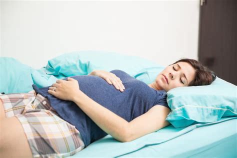 Is It Safe To Sleep On Your Back During Pregnancy Littleonemag