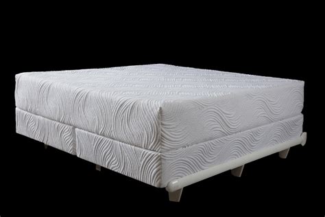 Visit our spring hill mattress store for guaranteed lowest prices. Beautiful Talalay Organic Latex Pure Bliss Queen Mattress ...