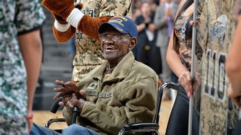 The Worlds Oldest Living Man Richard Overton Dies At Age 112 Video
