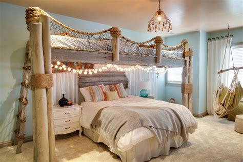 Whats your ideas for beach bedding decor? 49 Beautiful Beach And Sea Themed Bedroom Designs - DigsDigs