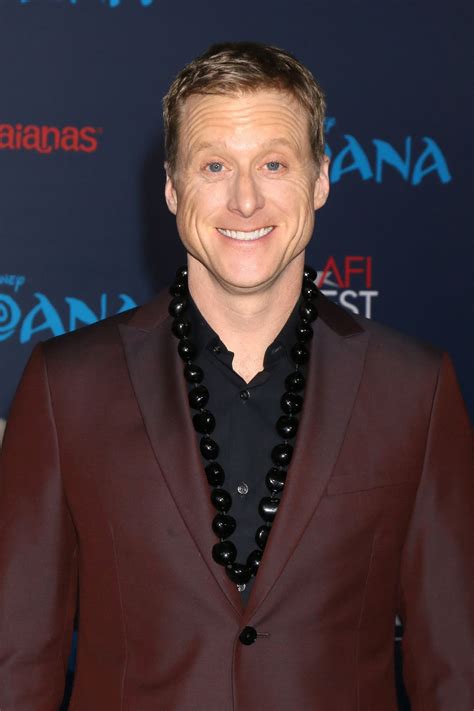 'Resident Alien': Alan Tudyk to Star in SYFY's Dark Horse Comics Adapt