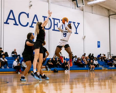 Arizona Commit Kailyn Gilbert Drops 40 Points In Key Img Win Just