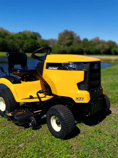 Cub Cadet Xt1 46 In Enduro Series Lt Riding Mower Almost New For Sale