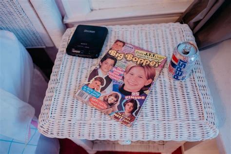 The 80s Are Still Alive And Well At This Totally Ace Airbnb
