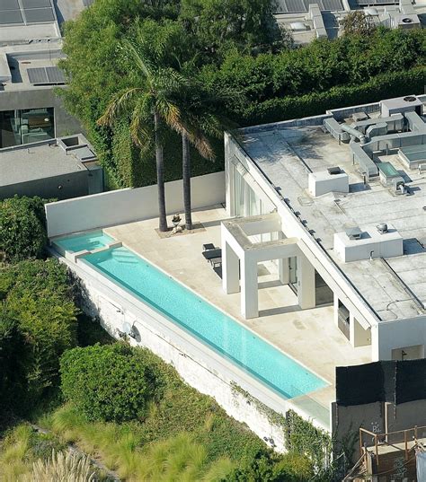 Keanu Reeves House Is Low Key And Eco Friendly See Photos