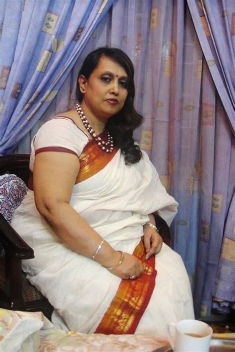 Pin On Indian Desi Women Girls Aunties Bhabhi