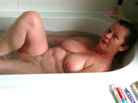 Voyeur Wife Bath Porn Sex Photos