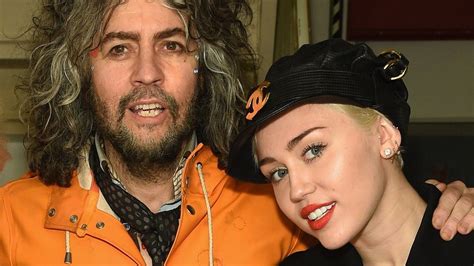 Why Miley Cyrus And Wayne Coyne From The Flaming Lips Are Best Mates