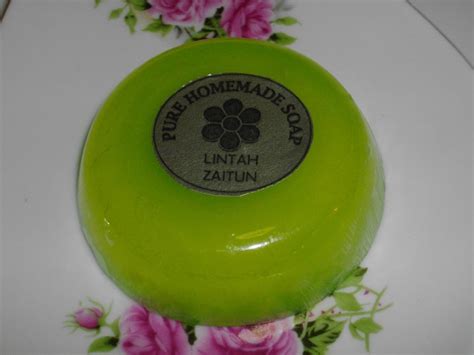 Manfaat buah tin buah nabi yang bermanfaat bagi tubuh. SabunSoaps: Khasiat Minyak Zaitun