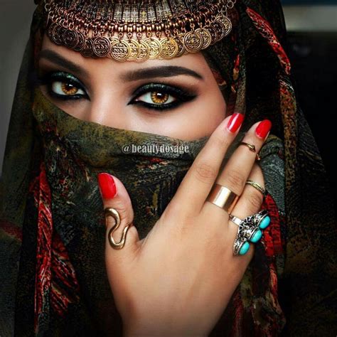 Pin By Redactedvoayneg On Yeux Beautiful Eyes Beauty Eyes Arabian Eyes