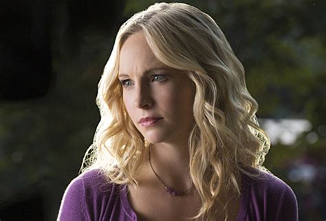 Candice King Divorce Candice Accola Files For Divorce From Joe King