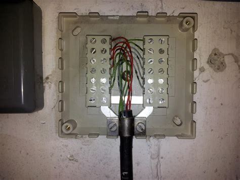 Um den telefonanschluss für ihr haus zu bekommen, müssen sie den vorab erstmal beantragen. Anschluss Telefondose/Splitter (Telefon, Verkabelung ...