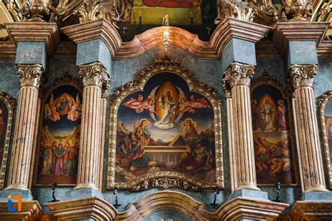 Patrimoniul mondial unesco din românia include în prezent în lista sa șapte situri culturale (bisericile din moldova, mănăstirea horezu, satele cu biserici fortificate din transilvania, cetățile dacice din munții orăștiei, centrul istoric al sighișoarei, bisericile de lemn din maramureș și peisajul cultural minier roșia montană) și două situri naturale (delta dunării și. Biserica Ortodoxa Adormirea Maicii Domnului din Lugoj ...