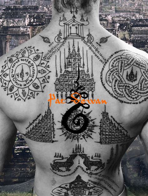 Épinglé sur Sak Yant Sak Yant Tattoo Tatouage Thaïlandais