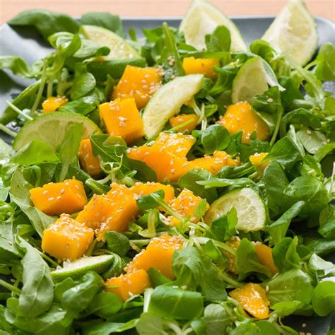Ciao ristorante italiano features delectable italian cuisine served in a casual yet elegant atmosphere. Insalata fresca di mango, rucola e songino