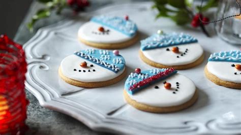 While they may not be fancy like other christmas cookies recipes, they are easy to make and taste very nutty. Christmas cookies recipe - BBC Food