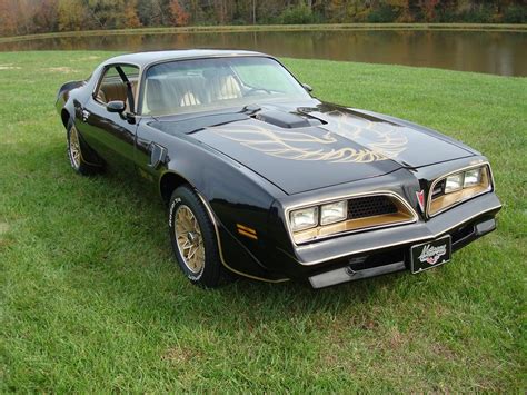Trans am also being famous after featured in movie smokey and the bandit. 1977 PONTIAC FIREBIRD TRANS AM COUPE - 80951