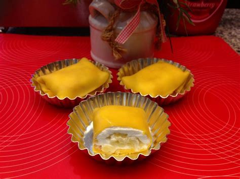 Durian crepes or durian pancakes (榴莲班戟, 榴莲可丽饼） this durian ice cream is very … Resipi Durian Crepe Paling Sedap Dan Terbaik ~ ScaniaZ