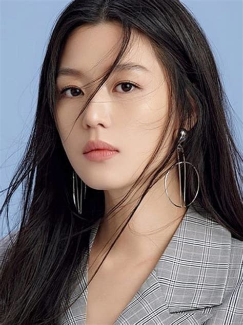 Beautiful Korean Actress Over 40 Photos