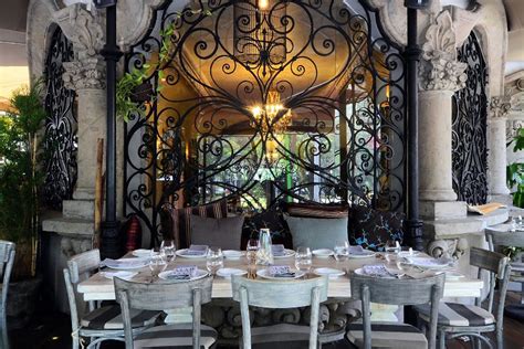 La jefa de gobierno, claudia sheinbaum, aclaró que deberán continuar operando al 30% de su capacidad y al 40% si cuentan con espacios al aire libre. Los 10 Mejores Restaurantes de Mariscos en Monterrey Que ...