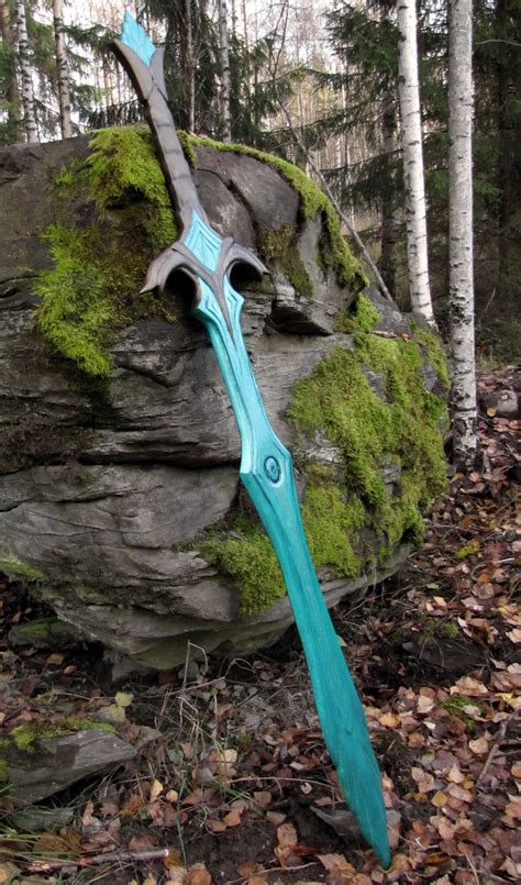 Glass Greatsword By Ywi On Deviantart