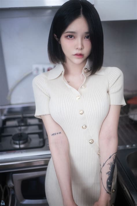 Yuka Bluecake Hikari Cum Set Share Erotic Asian Girl Picture