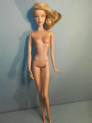 Barbie Sydney Opera House Nuda Nude Naked Model Muse Doll Mattel Eur