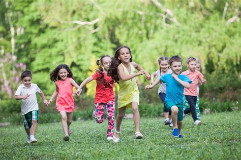 A Guide To Keeping Kids Safe While They Play Outdoor Sports Inscmagazine