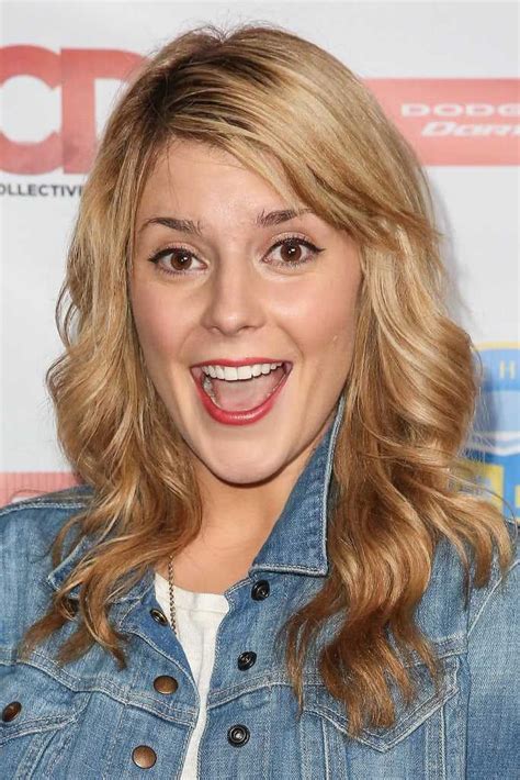 The Hottest Grace Helbig Photos Around The Net Thblog