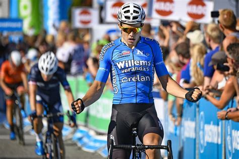Wout van aert (born 15 september 1994) is a road racing cyclist who competes internationally for belgium. Dubbelslag voor Wout van Aert, daags na chaos rond zijn ...