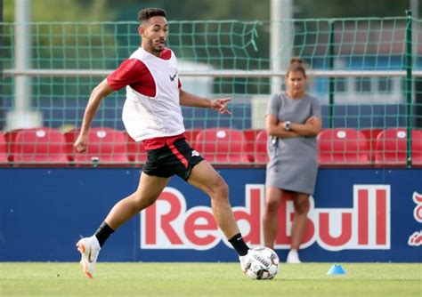 For bio starters, his nickname is. Hertha confirm new deal for Matheus Cunha amid exit links