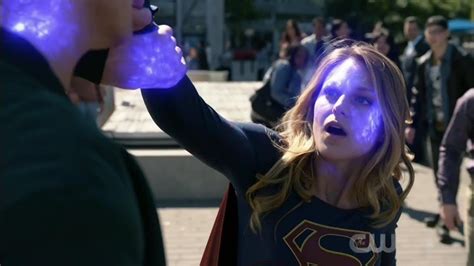 Supergirl 4x05 Supergirl Gets Attacked By The Parasite Youtube
