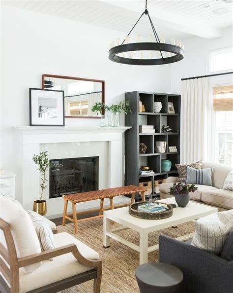 2030 Simple Decor Living Room