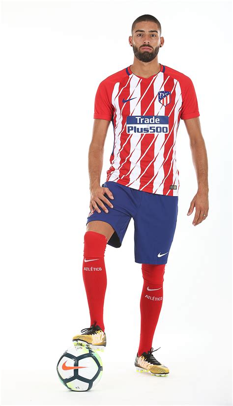 Atlético madrid scores, results and fixtures on bbc sport, including live football scores, goals and goal scorers. Atletico Madrid 17/18 Nike Home Kit | 17/18 Kits ...