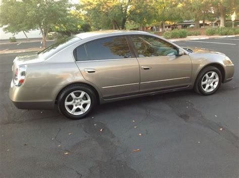 View similar cars and explore different trim configurations. Sell used 2005 Nissan Altima S Sedan 4-Door 2.5L in ...