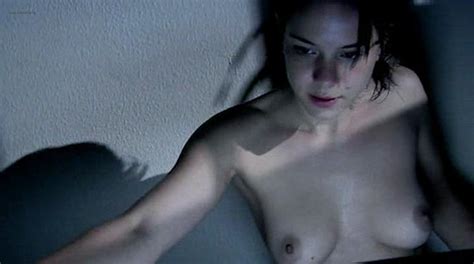 Nude Video Celebs Leandra Leal Nude Nome Proprio