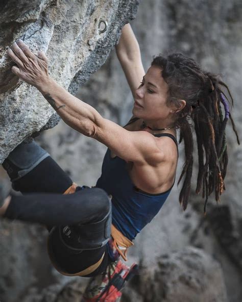 Climb Girls On Instagram Solo Pc Erdiyilmaz Rock Climbing Photography Climbing