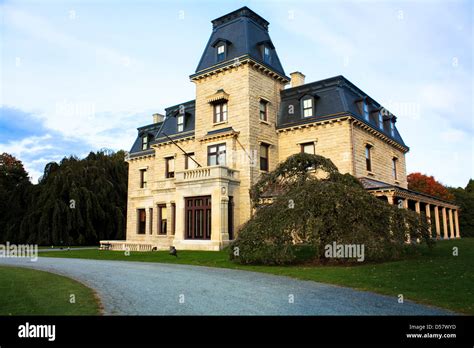 Mansion The Breakers Stock Photo Alamy
