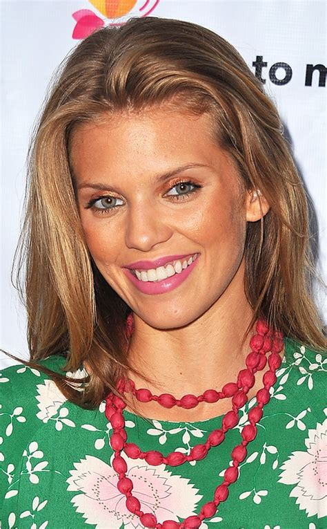 Beauty Police Annalynne Mccord Gets Attacked By A Bronzer Blitzkrieg