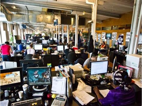 Ubisoft montreal is opgericht in 1997 en bevindt zich in canada. L'usine à jouer d'Ubisoft à Montréal - Challenges